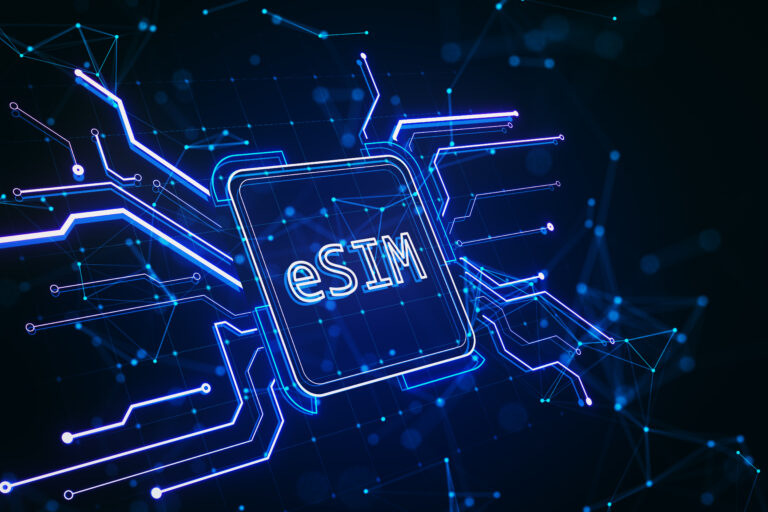 日本 eSIM 晶片與行動網路連線示意圖